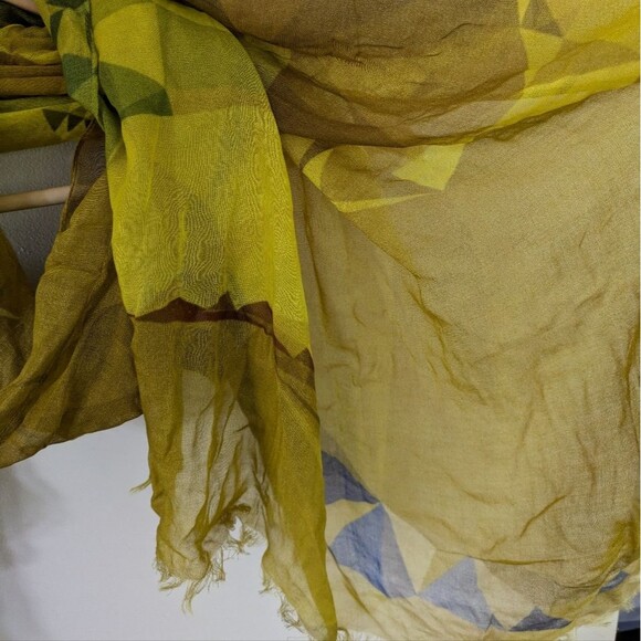 Van Gogh Museum Amsterdam 100% Modal Scarf Crystallized Sunflowers yellow gold t - Picture 4 of 6